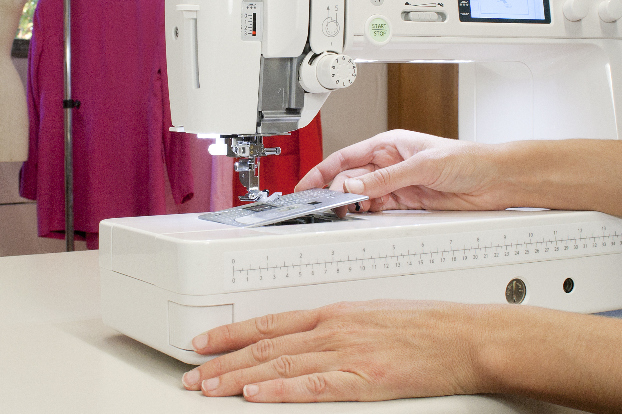 720PRO One step needle plate